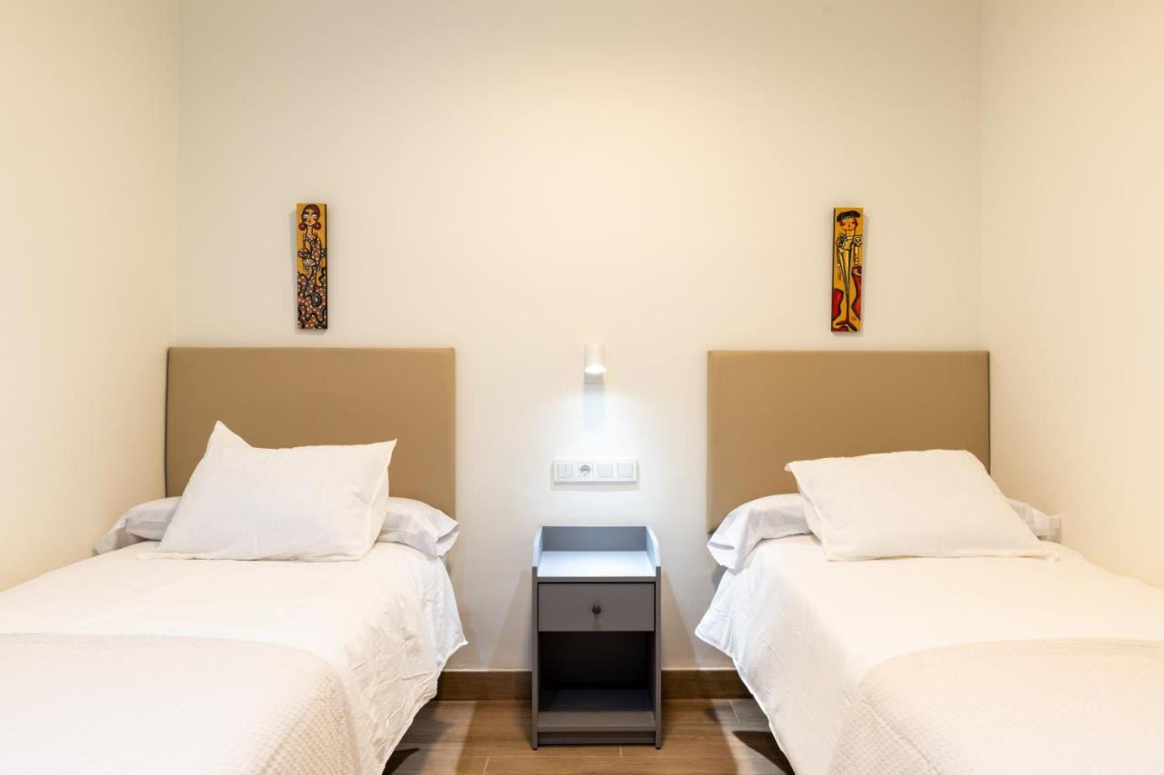 Apartamentos Cervantes 17 إشبيلية المظهر الخارجي الصورة