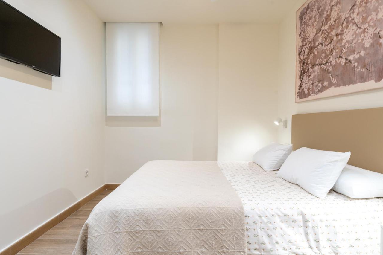 Apartamentos Cervantes 17 إشبيلية المظهر الخارجي الصورة