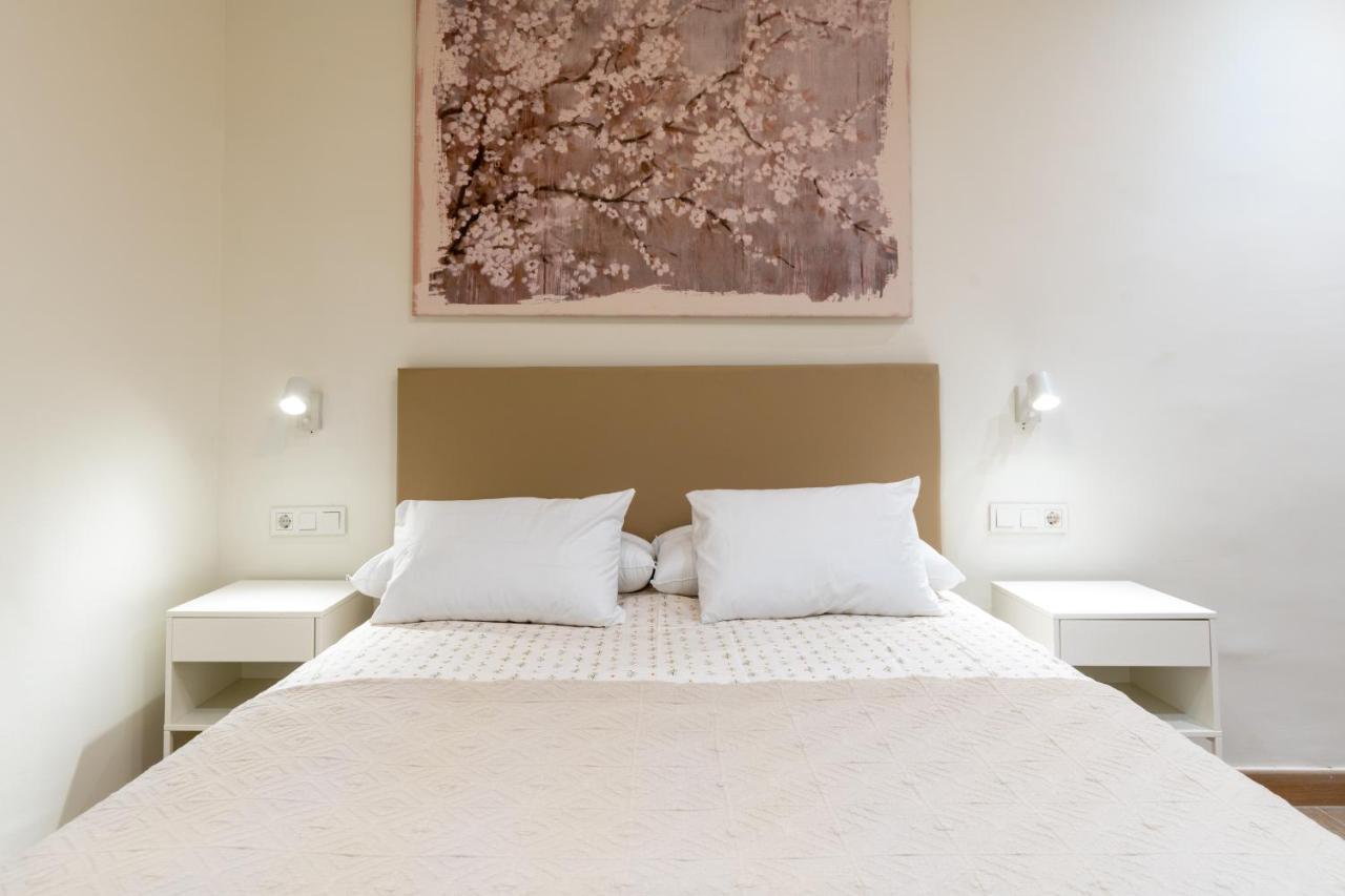 Apartamentos Cervantes 17 إشبيلية المظهر الخارجي الصورة