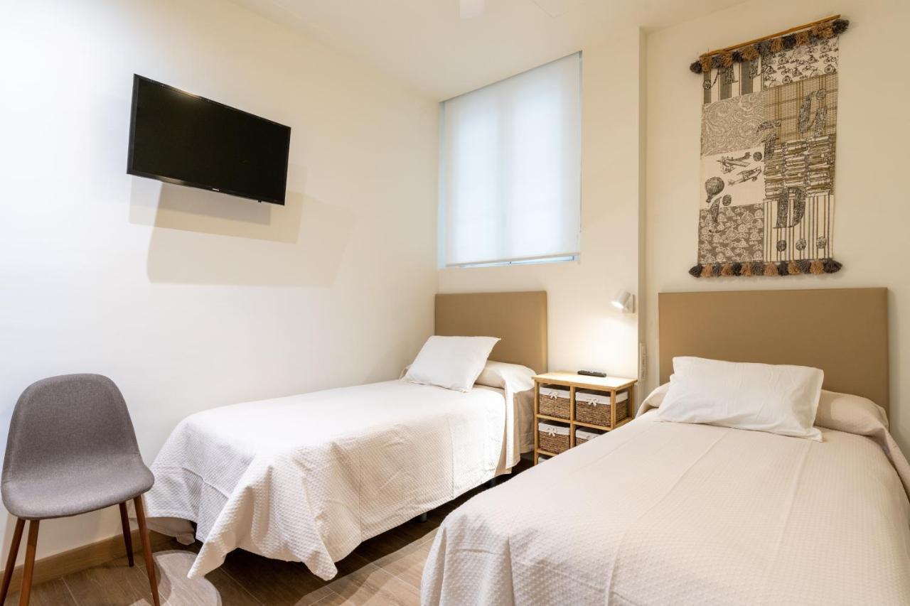 Apartamentos Cervantes 17 إشبيلية المظهر الخارجي الصورة