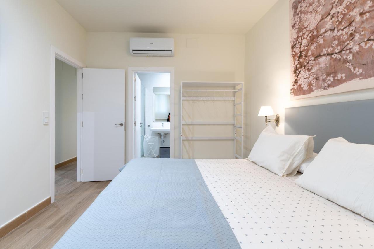 Apartamentos Cervantes 17 إشبيلية المظهر الخارجي الصورة