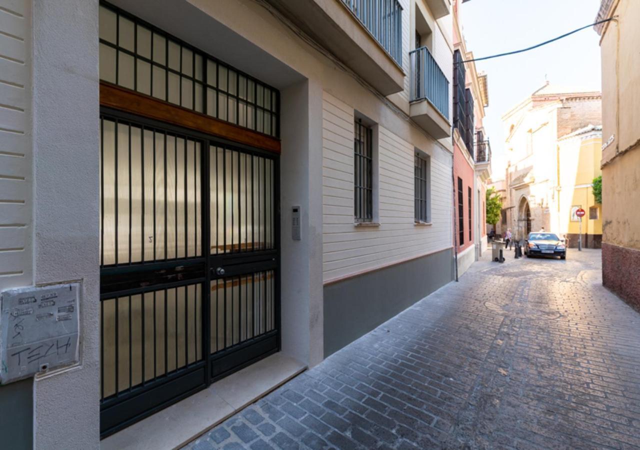 Apartamentos Cervantes 17 إشبيلية المظهر الخارجي الصورة